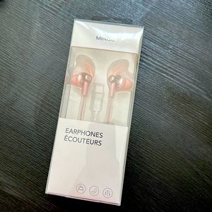 Earphones for iPhone (brand new)